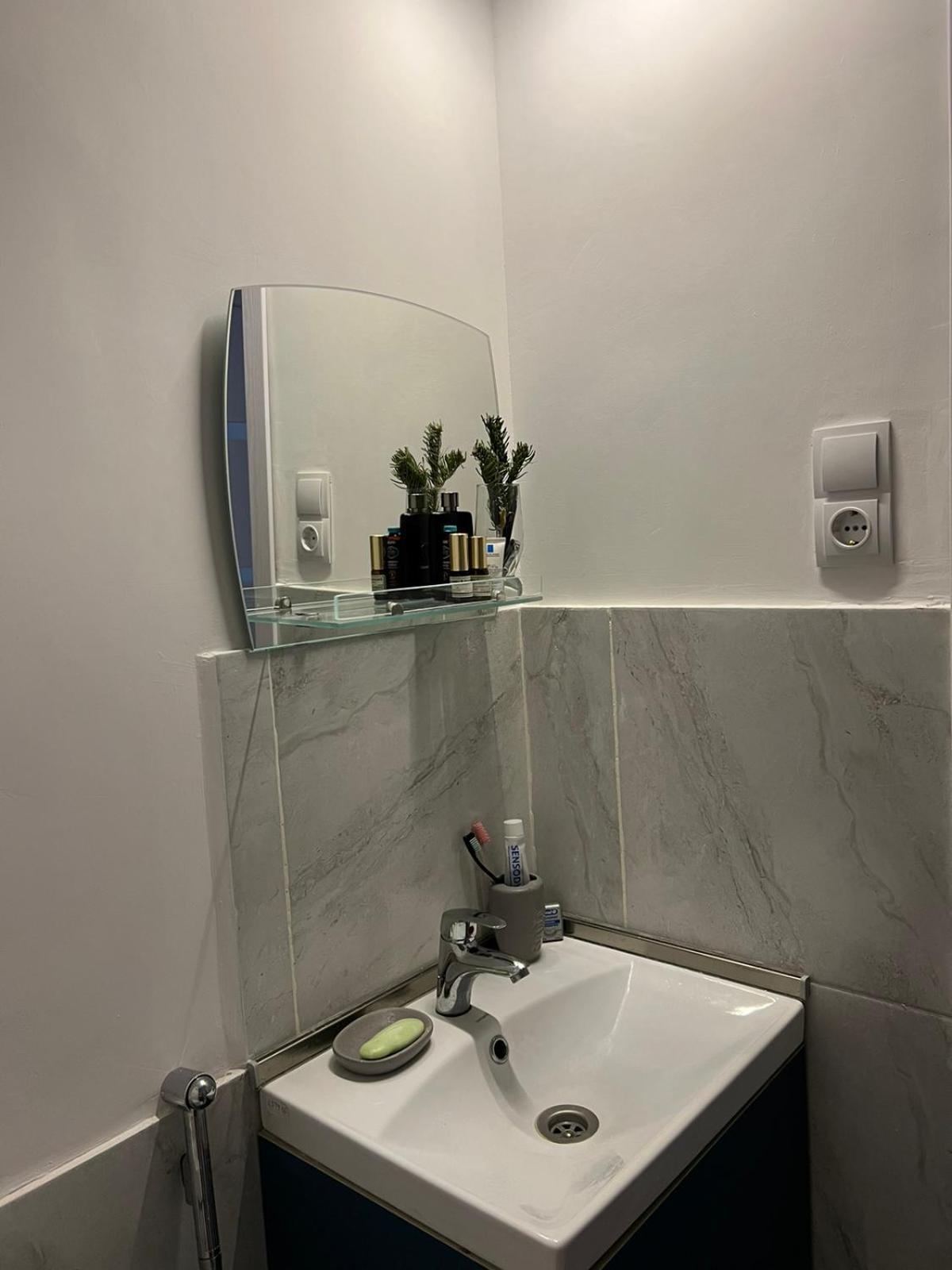 Apartment Sunny Mood Tbilisi ภายนอก รูปภาพ